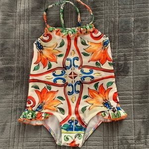 Girls swimsuit!